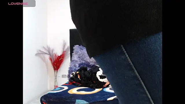 jatzibe hot 93 online show from 5, 2, 2026