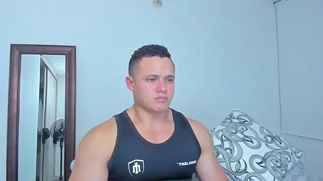 KingLevi01 online show from 25, 3, 2026