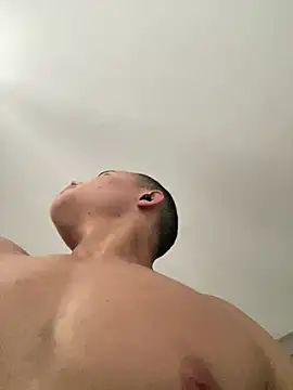 KingLevi01 online show from 15, 7, 2026