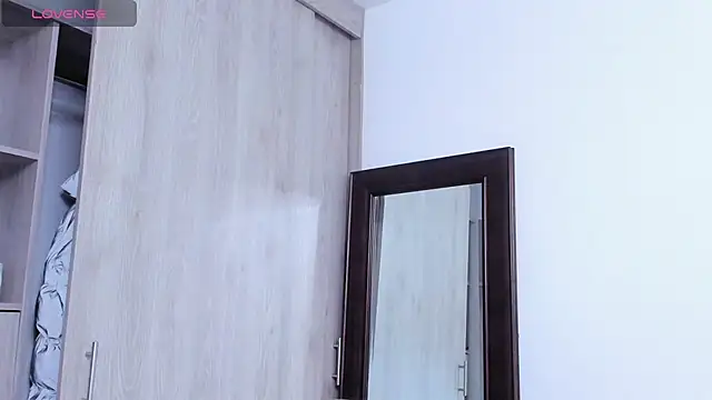 Snapshot of KingLevi01 chatting on 6, 11, 2025 KingLevi01 online show from 6, 11, 2025