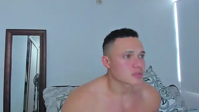 KingLevi01 online show from 6, 6, 2026