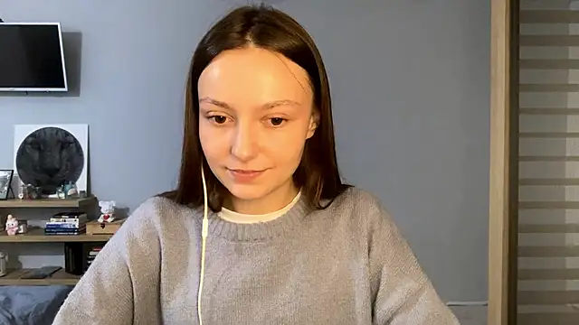 Snapshot of SoulHiperAgne_ chatting on 8, 11, 2025 SoulHiperAgne online show from 8, 11, 2025