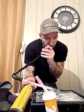 Mrluckstick online show from 6, 1, 2026