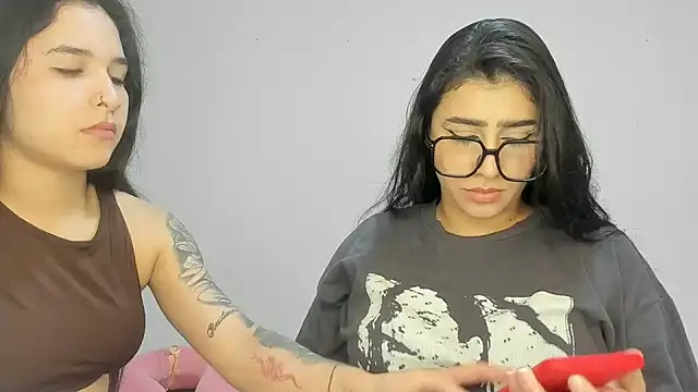 Sweet and Rous0 online show from 13, 2, 2026