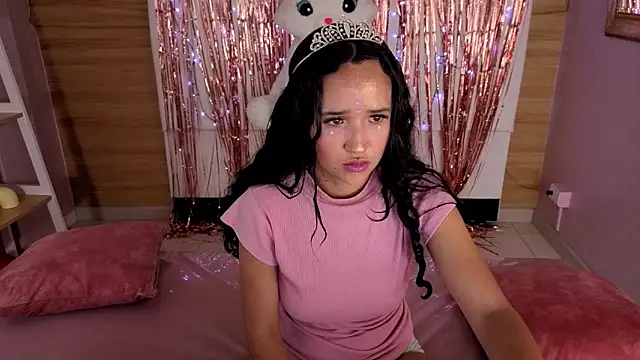 bella vibess s online show from 10, 4, 2026