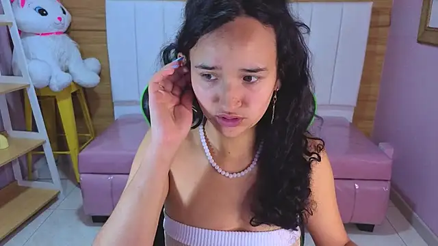 bella vibess s online show from 22, 2, 2026