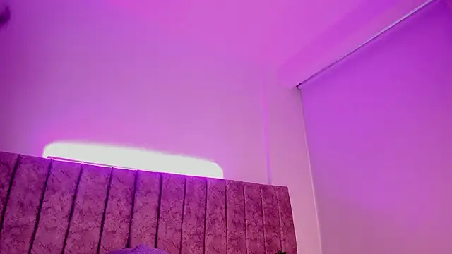 Ambeer fox  online show from 17, 3, 2026