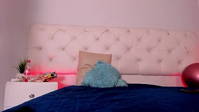 Ambeer fox  online show from 8, 1, 2026