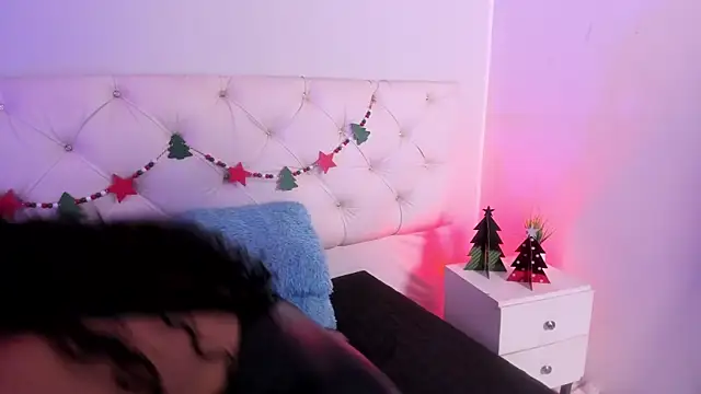 Ambeer fox  online show from 1, 12, 2025