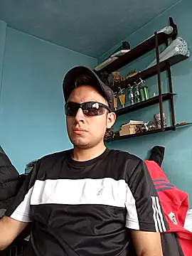 aczinovelez342 online show from 10, 10, 2025