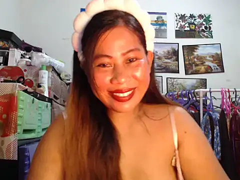 Snapshot of filipina_beauty chatting on 30, 11, 2025 filipina beauty online show from 30, 11, 2025