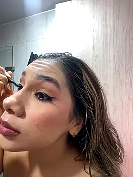 NicoleArmani online show from 21, 10, 2025