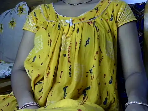 Snapshot of dreamgirl20262 chatting on 22, 10, 2025 dreamgirl20262 online show from 22, 10, 2025