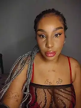 Snapshot of Queen_Amara chatting on 25, 6, 2026 Queen Amara online show from 25, 6, 2026