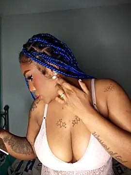 Queen Amara online show from 22, 3, 2026