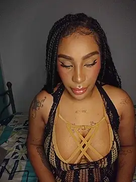 Snapshot of Queen_Amara chatting on 21, 5, 2026 Queen Amara online show from 21, 5, 2026
