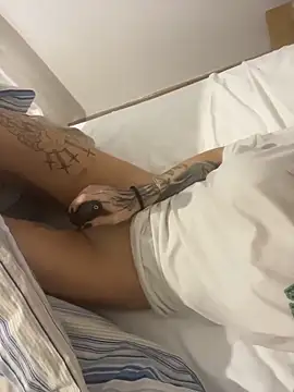 nikkaanderic online show from 11, 2, 2026