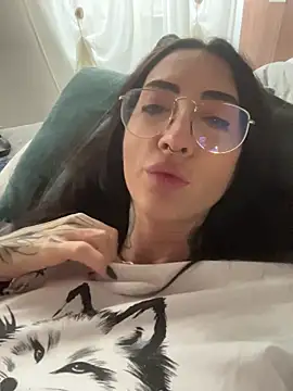 nikkaanderic online show from 14, 1, 2026