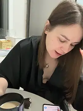 Risky-Flower online show from 24, 10, 2025