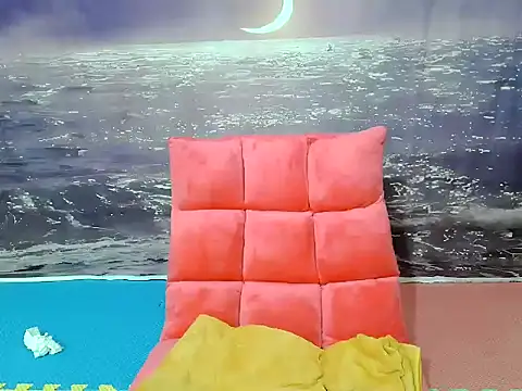 SuhyoCii online show from 3, 12, 2025