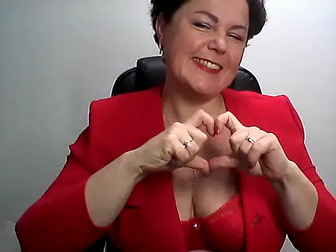 Snapshot of EllaLove2277 chatting on 4, 11, 2025 EllaLove2277 online show from 4, 11, 2025