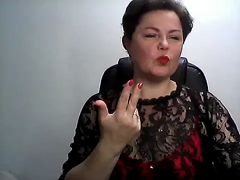 Snapshot of EllaLove2277 chatting on 5, 11, 2025 EllaLove2277 online show from 5, 11, 2025