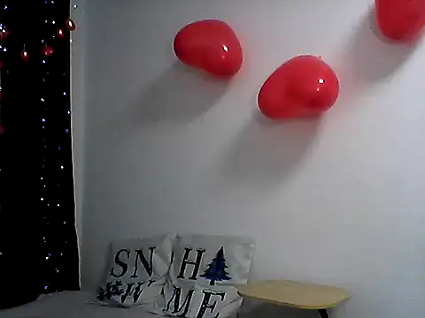 EllaLove2277 online show from 14, 2, 2026