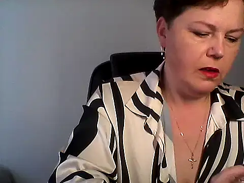 Snapshot of EllaLove2277 chatting on 21, 10, 2025 EllaLove2277 online show from 21, 10, 2025