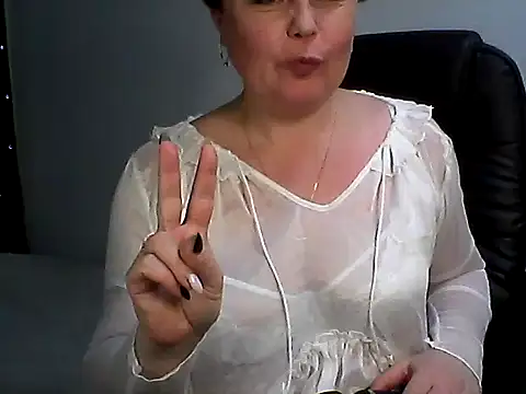 EllaLove2277 online show from 10, 1, 2026