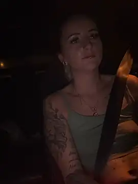 Lyra XX online show from 3, 3, 2026