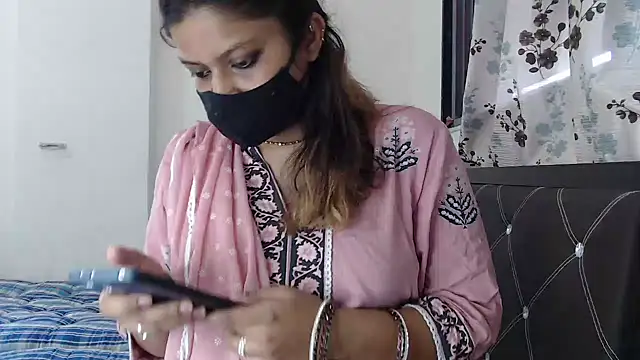 SpicykhalifaX online show from 3, 5, 2026