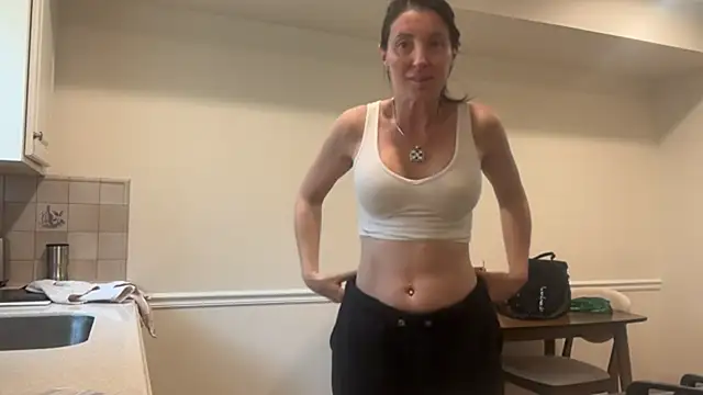 Snapshot of NurseStephania chatting on 9, 11, 2025 NurseStephania online show from 9, 11, 2025