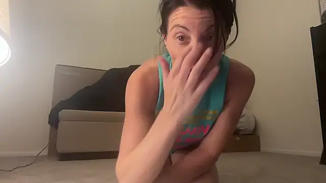 Snapshot of NurseStephania chatting on 23, 10, 2025 NurseStephania online show from 23, 10, 2025