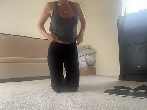 Snapshot of NurseStephania chatting on 19, 10, 2025 NurseStephania online show from 19, 10, 2025