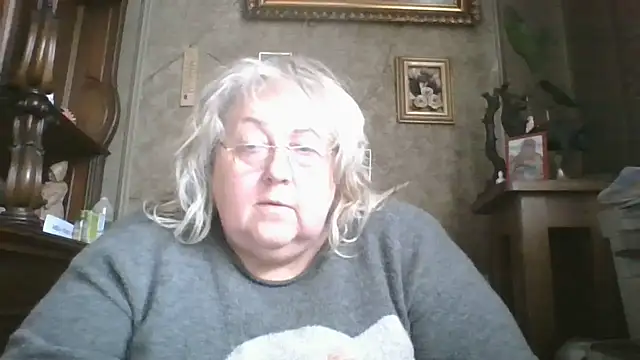 Lala-Love56 online show from 7, 11, 2025