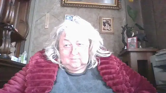 Lala-Love56 online show from 26, 11, 2025