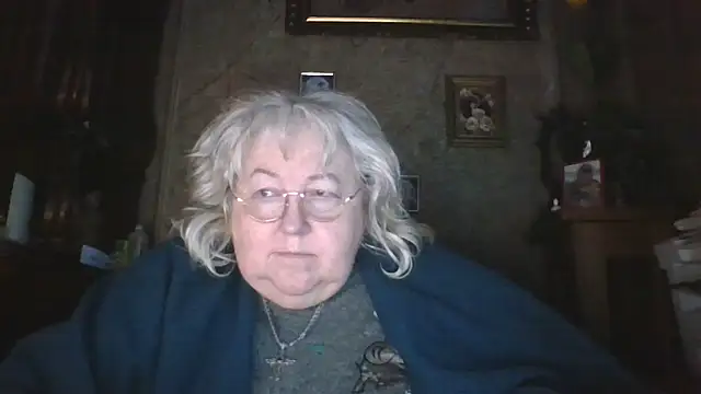 Lala-Love56 online show from 18, 11, 2025