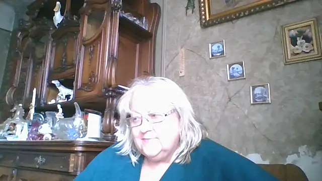 Lala-Love56 online show from 12, 9, 2025