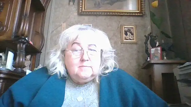 Lala-Love56 online show from 13, 11, 2025