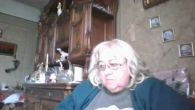 Lala-Love56 online show from 5, 10, 2025