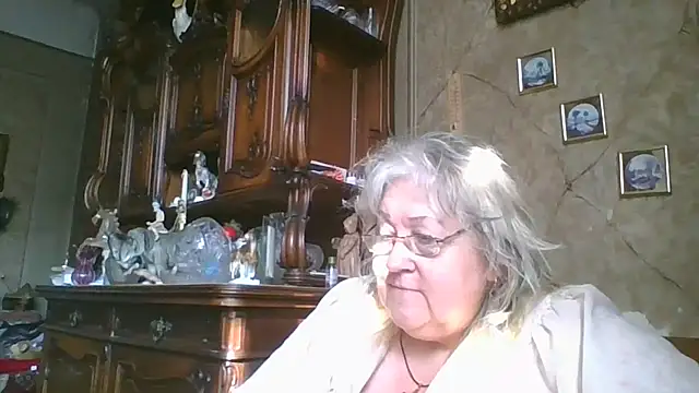 Lala-Love56 online show from 5, 7, 2026