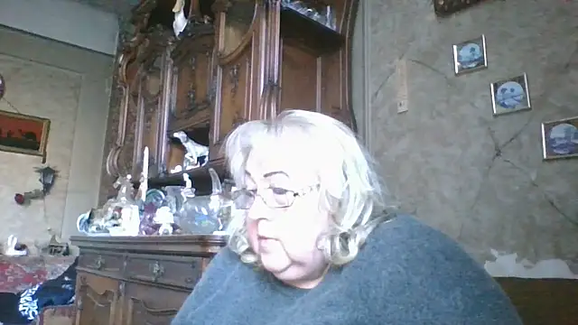 Lala-Love56 online show from 15, 10, 2025