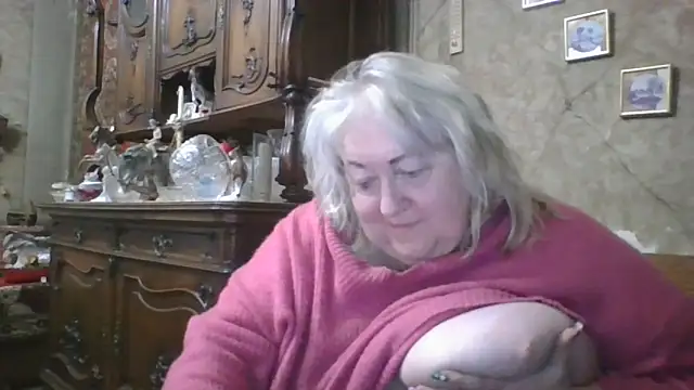 Lala-Love56 online show from 22, 4, 2026