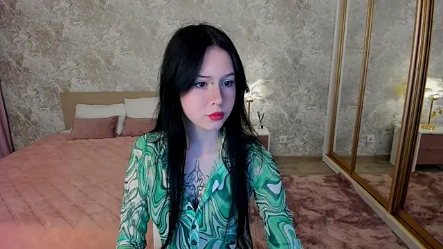 VioletHarme online show from 12, 4, 2026