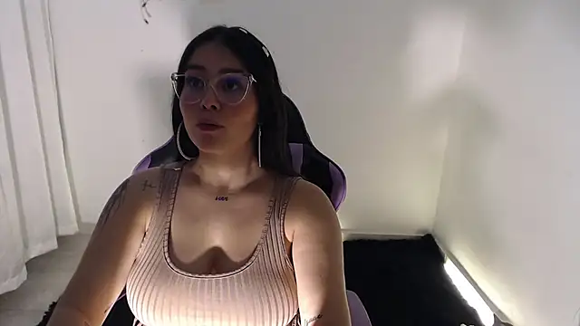 Snapshot of amberbakee chatting on 22, 5, 2026 amberbakee online show from 22, 5, 2026