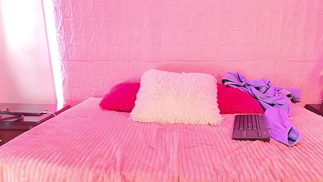 Baby kinky-- online show from 29, 9, 2025
