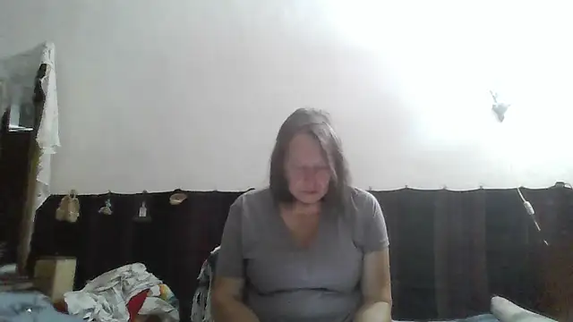Snapshot of AnnaLive570 chatting on 8, 7, 2026 AnnaLive570 online show from 8, 7, 2026