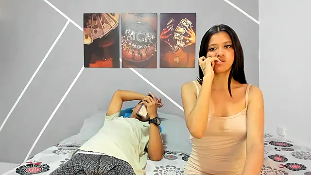Sexy777Couple online show from 17, 3, 2026