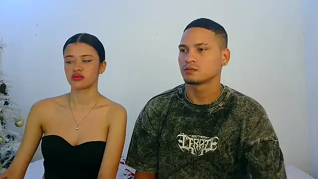 Sexy777Couple online show from 6, 1, 2026