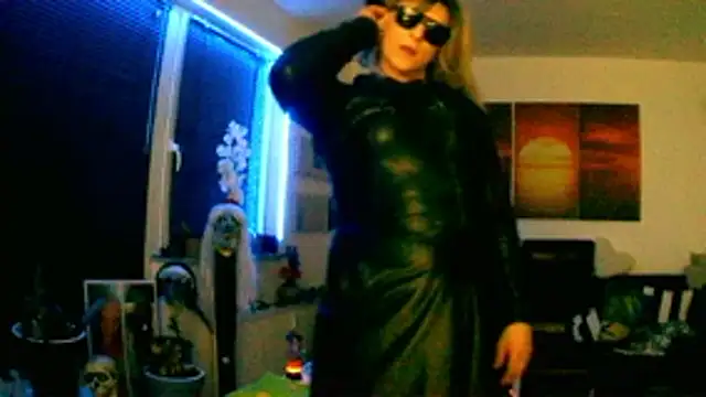 hellgirl1980 online show from 16, 11, 2025